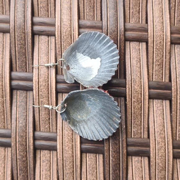 Shell earrings - Picture 2 of 4
